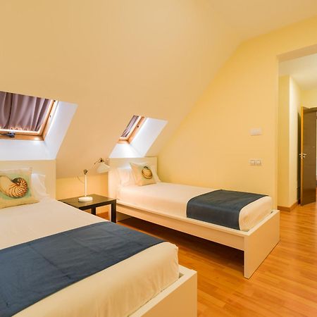 City Family Avatar Duplex Near The Beach لاس بالماس دي غران كاناريا المظهر الخارجي الصورة
