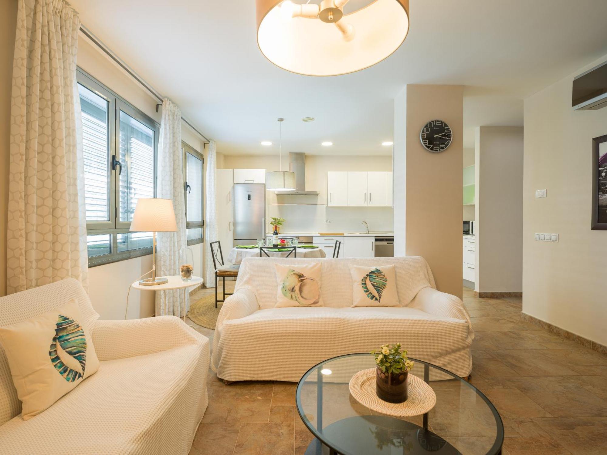 City Family Avatar Duplex Near The Beach لاس بالماس دي غران كاناريا المظهر الخارجي الصورة