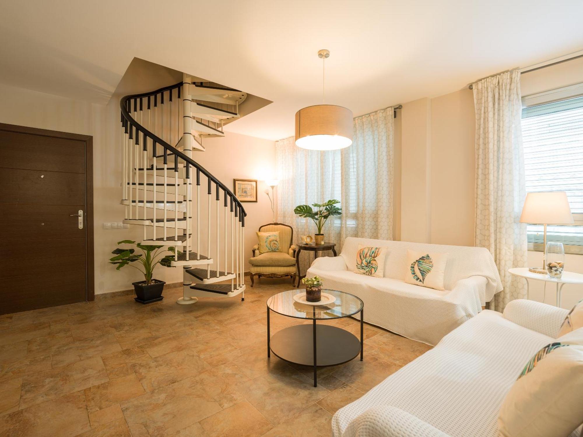 City Family Avatar Duplex Near The Beach لاس بالماس دي غران كاناريا المظهر الخارجي الصورة